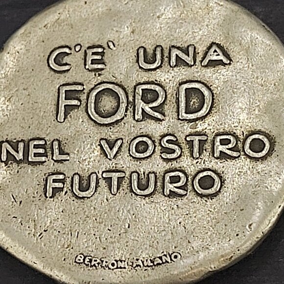 Rare Model- T-Ford Bronze Medal-Italian- It's a Ford in Your Future - Picture 3 of 4
